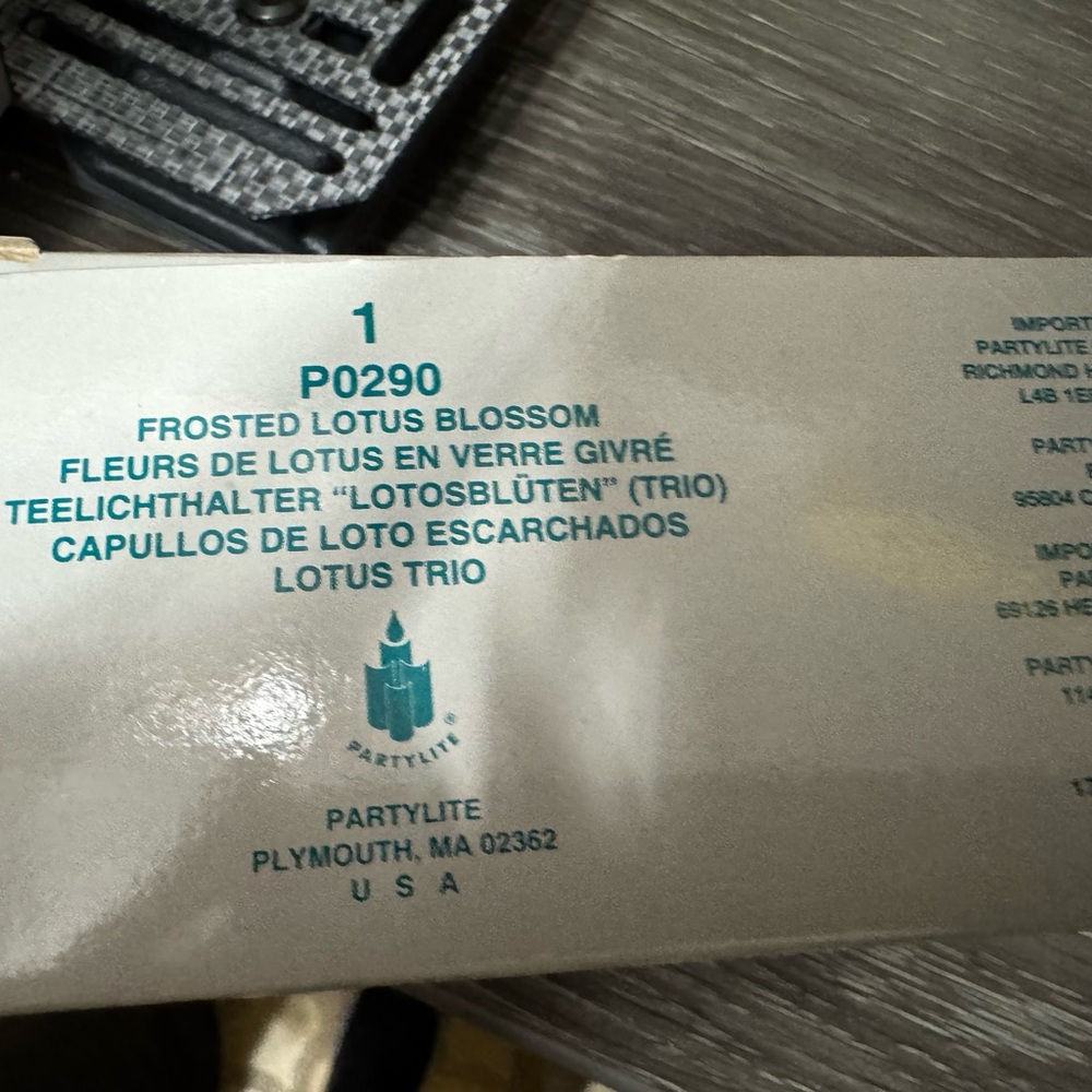 PartyLite Frosted Lotus Blossom Trio - Picture 3 of 3